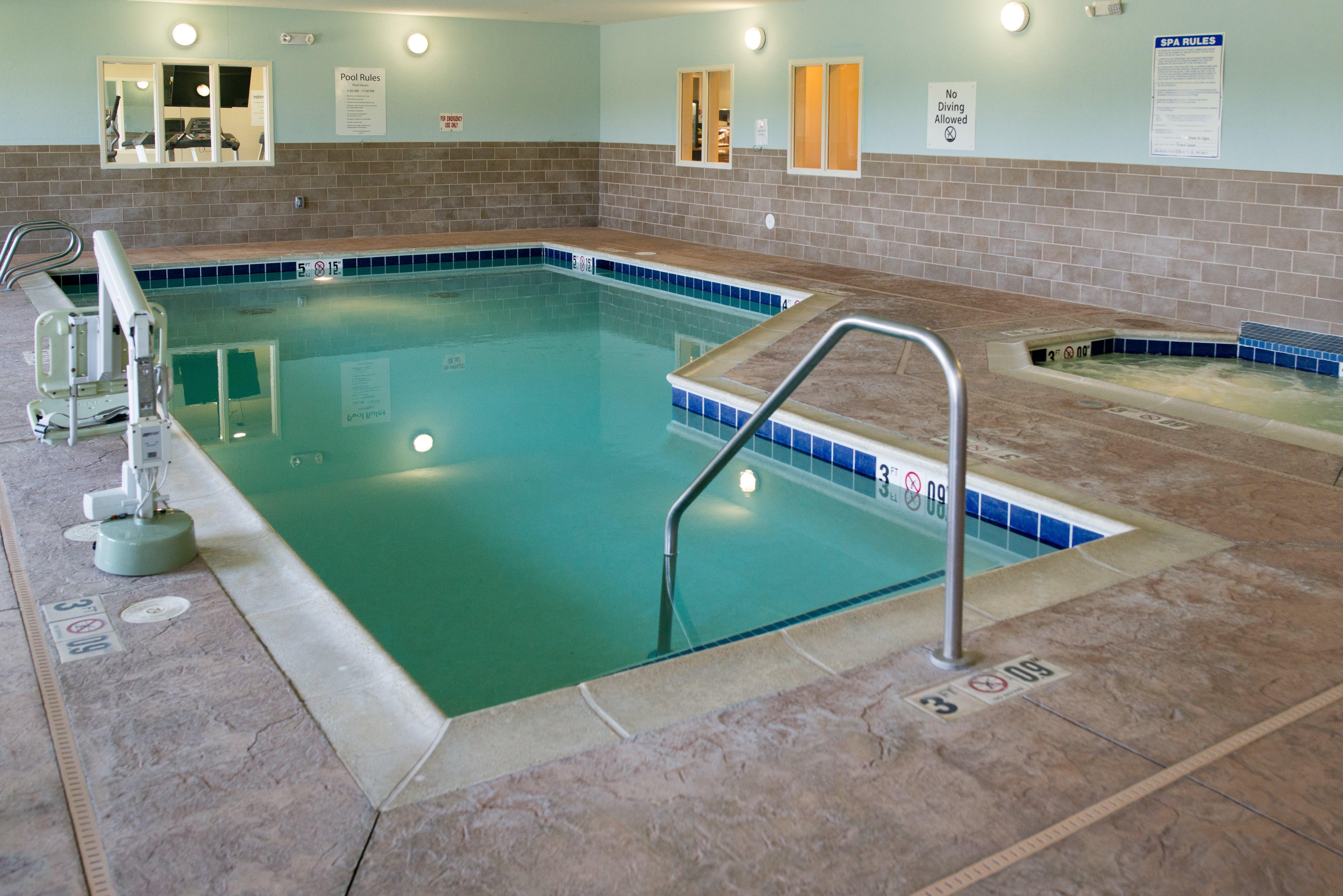 Holiday Inn Express - Albert Lea By Ihg Экстерьер фото