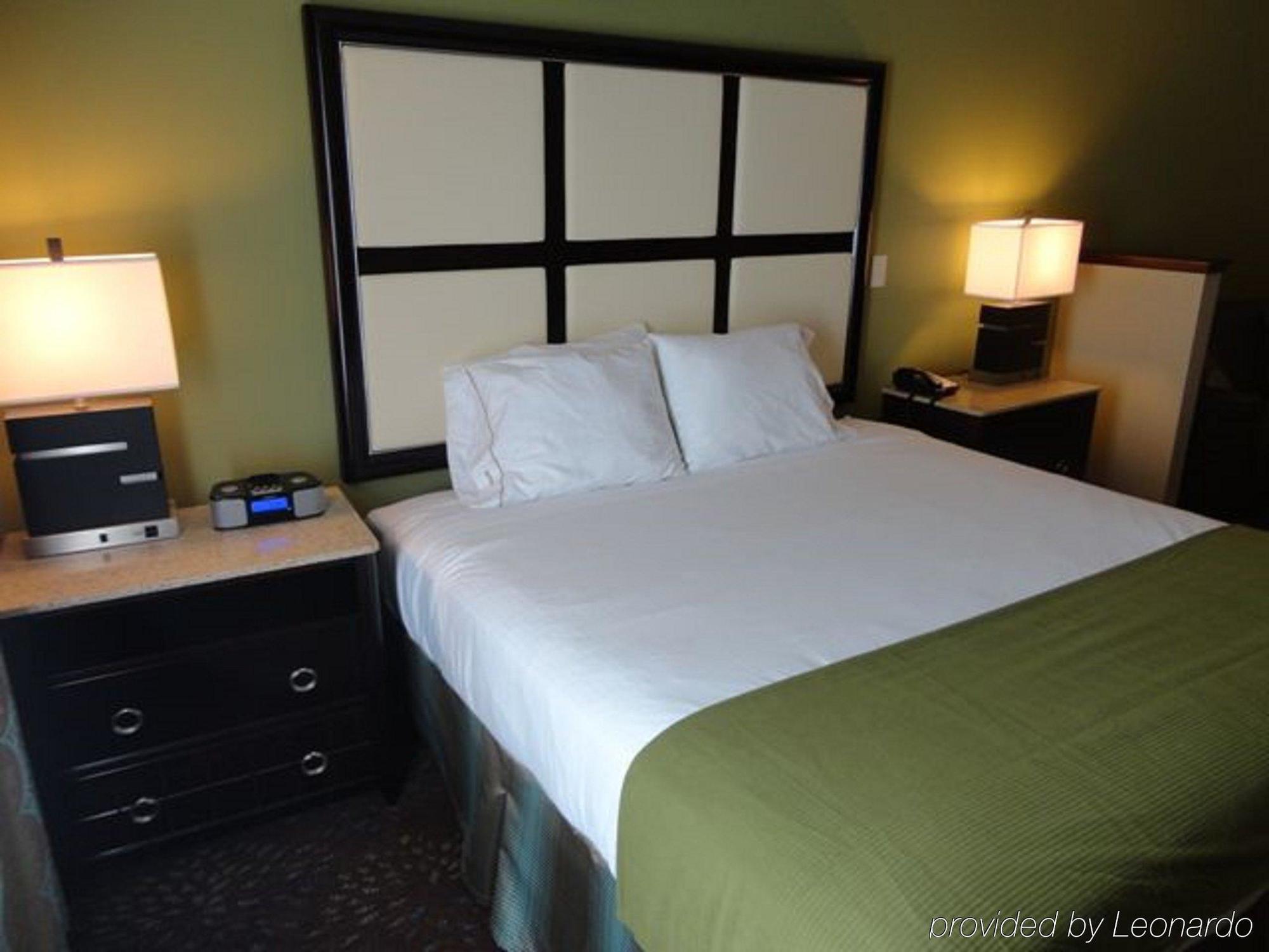 Holiday Inn Express - Albert Lea By Ihg Номер фото